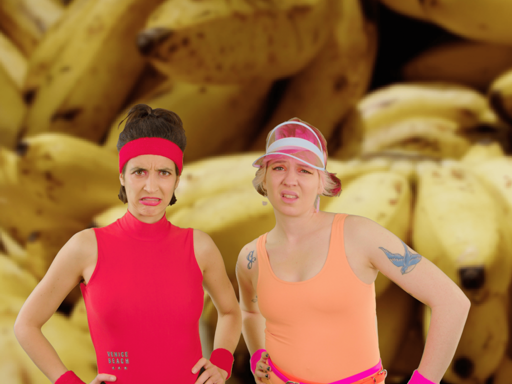 Sainte Nicole et Isïa Marie pour le clip Banana Split