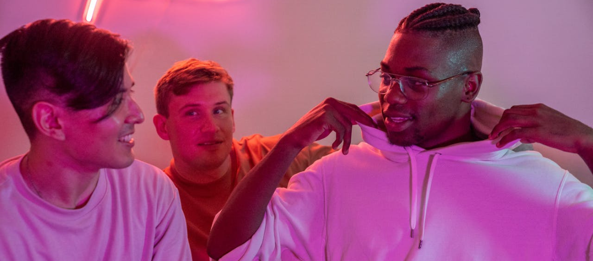 Le mythe de la “misère sexuelle masculine” : un outil patriarcal pour contrôler les femmes